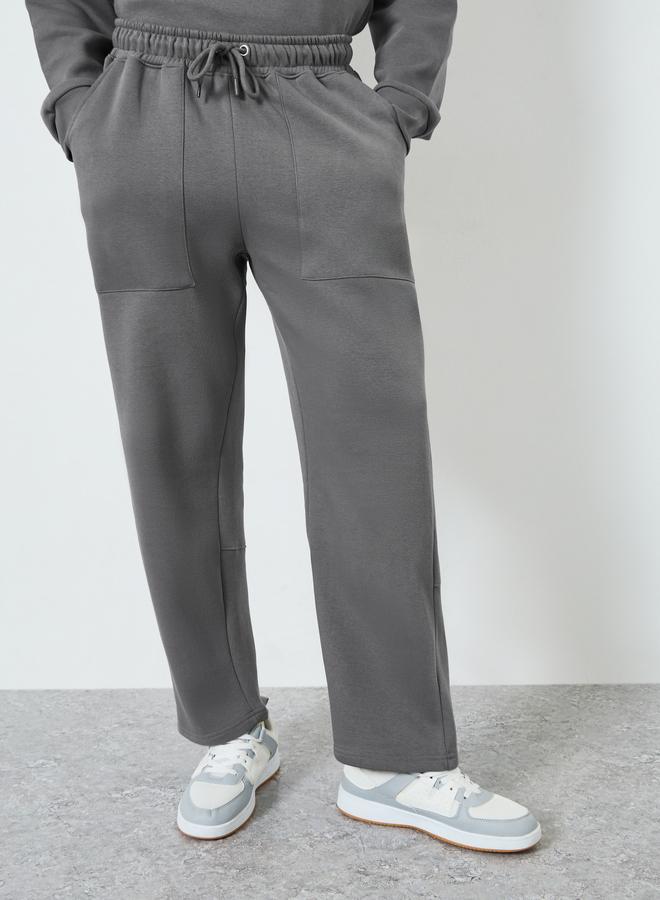 ستايلي طقم منسق من سويت شيرت وجوغر للرجال - Image 4